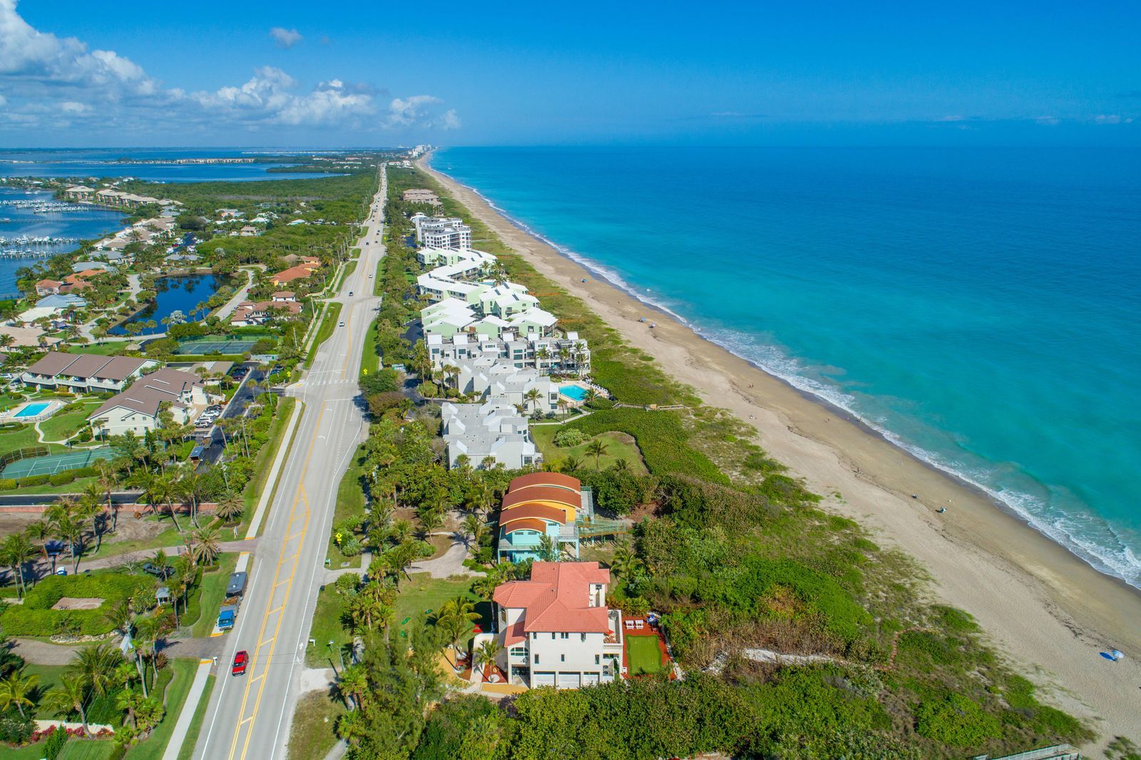 Del Mar al Cielo: Beachfront Estate, Jensen Beach FL - Beach Houses In ...