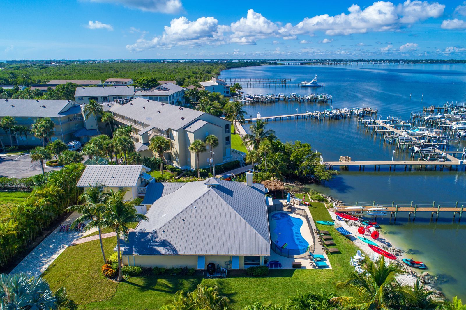 Aquatopia South: Florida Riverfront Beach House Rental